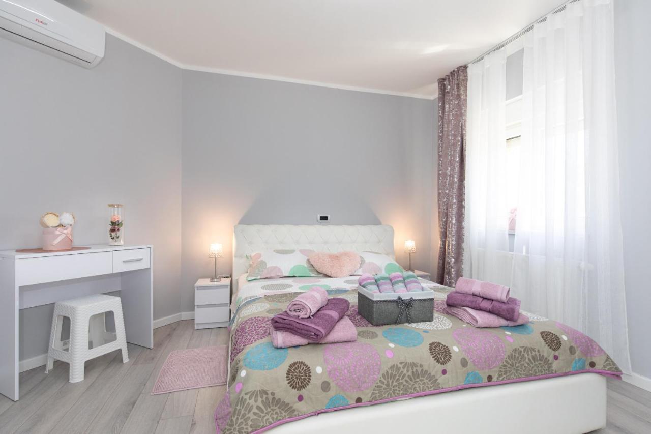 Apartment Odore Di Mare With Beautiful Garden Krk Town Exterior foto